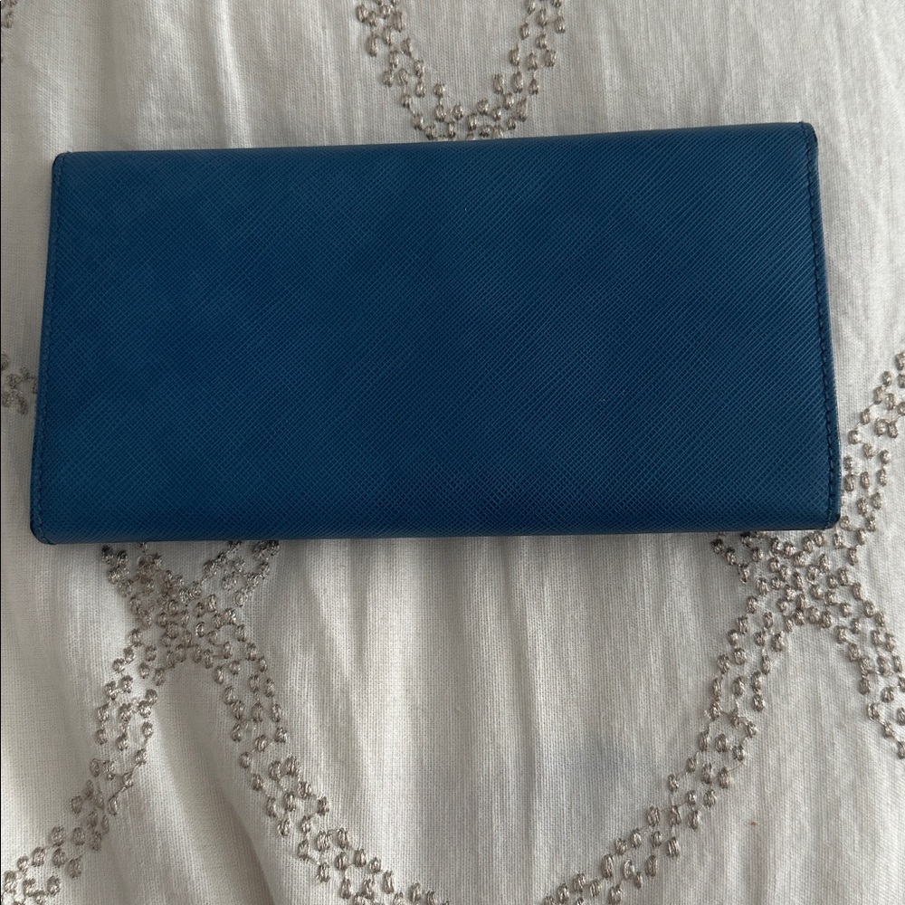 Ferragamo blue wallet bow pristine vintage trifold zip coin storage - Picture 10 of 13